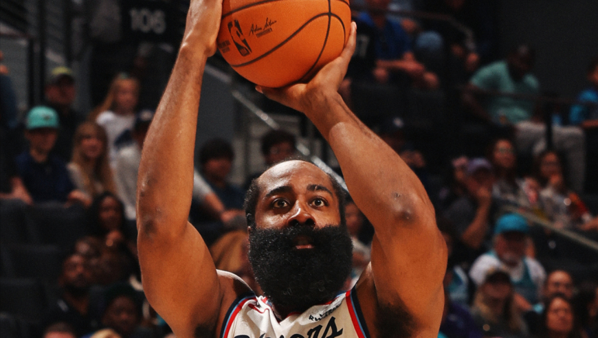 55分刷爆纪录！哈登vs黄蜂集锦：狂飙10记不讲理三分梦回火箭时期