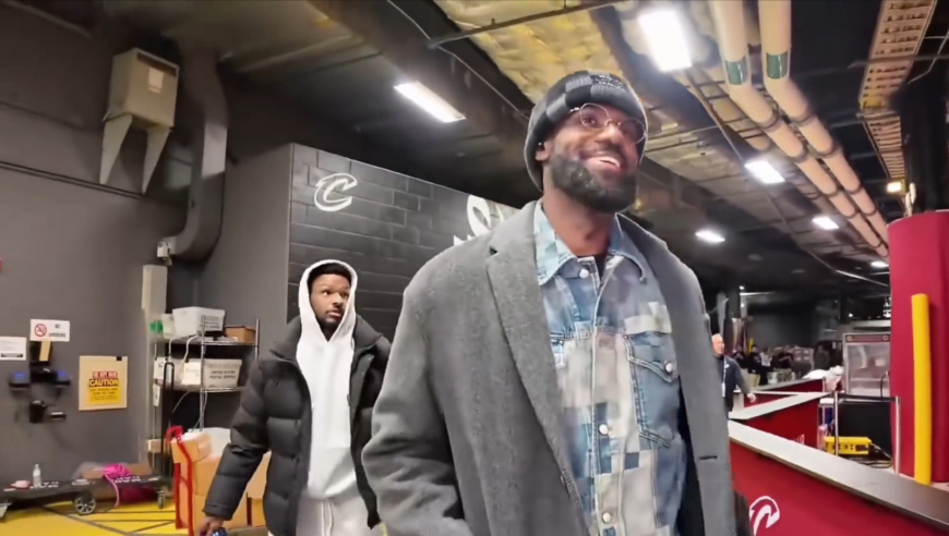 如果有人取笑你喜欢詹姆斯 ，那你应该把这个故事发给他看看！