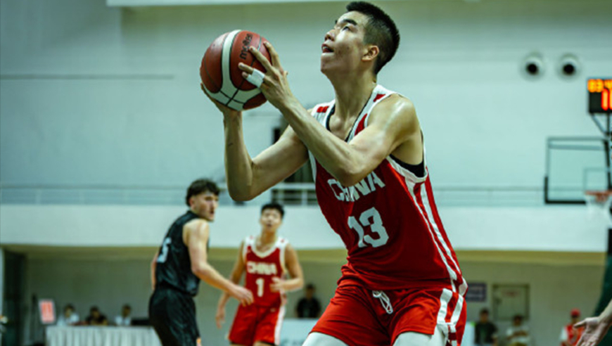 2分钟集锦！中国U16新星26分10篮板，诠释小“四字外援”美誉