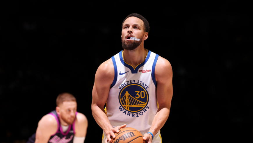 库里带伤轰26+7+4断！率领&ldquo;勇三疯&rdquo;完胜森林狼 总分升至历史第19名