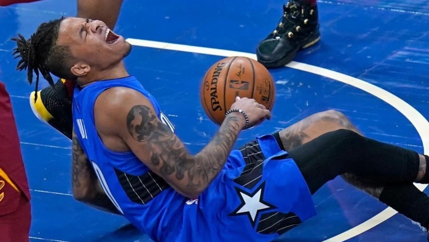 7中2！首秀仅得4分！NBA状元彻底废了