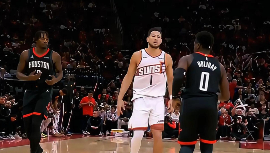 对轰！布克连拿6分回应火箭全队 杜兰特一打三强投再次回应布克