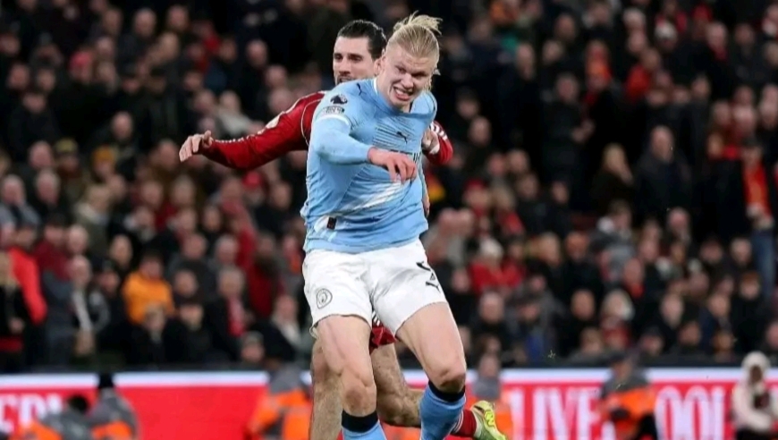 紧张到窒息！慢镜还原哈兰德第93分钟绝杀利物浦，全场沸腾庆祝