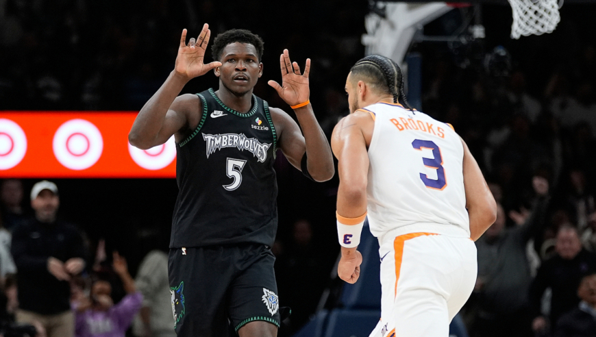 惨遭太阳双杀！爱德华兹轰40+9失落离场：末节仅6分5连胜被终结