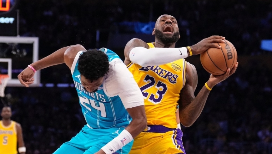 数据帝：29+9+6+2！詹皇刷新NBA空砍纪录 一人复制哈登昔日壮举