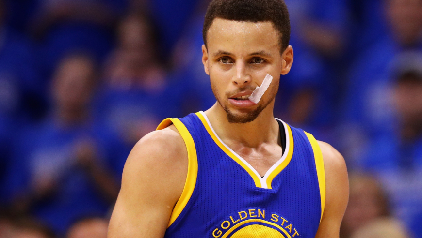 NBA那些超远的空心入网进球：欧文极限压哨 库里抢断后扔进超远