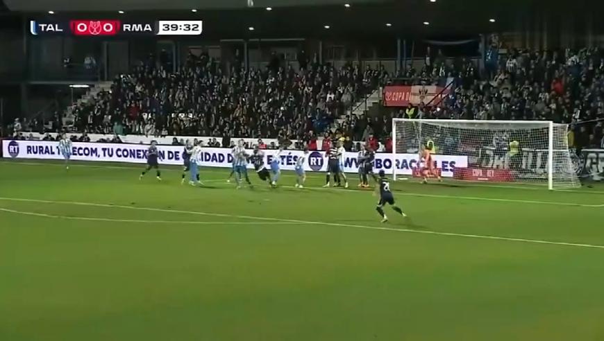 太猛！慢镜还原姆巴佩独造3球+强吃3人造乌龙，皇马3-2塔拉维亚