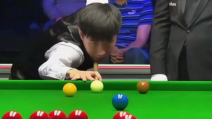 体坛记忆｜ 赵心童被逼急用长台解决问题，希金斯顿时生无可恋，防守丝毫没用