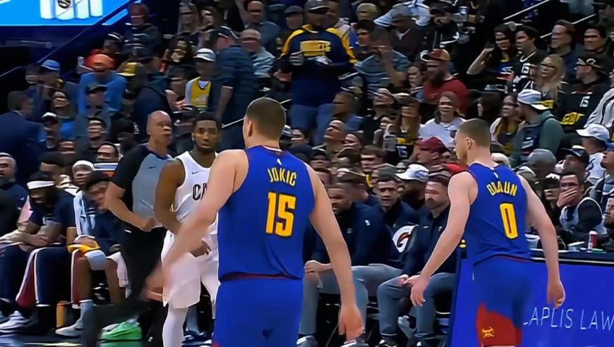 还在对轰！哈登连送助攻骑士四人轮流得分对轰掘金约基奇火力全开