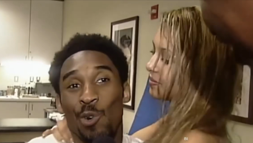 黑曼巴｜为了17岁的瓦妮莎，科比到底付出了多大的代价？