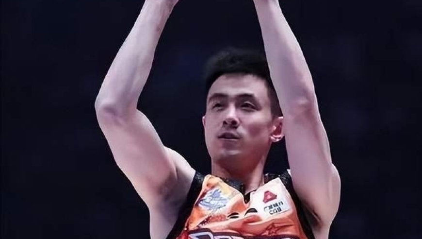 为何赵继伟总强投三分？数据说明窘境 他不投真没人能进了！