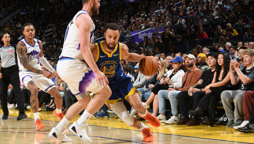 单节20分！库里对阵爵士集锦：狂砍31分 LOGO三分手到擒来