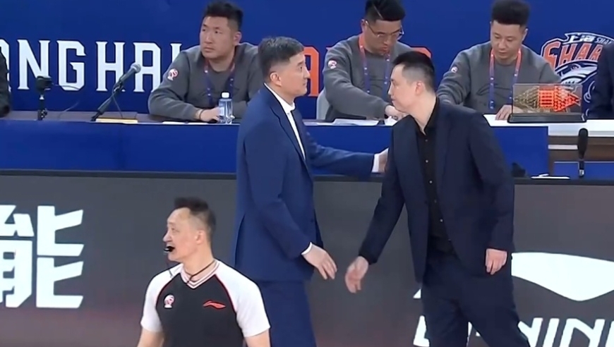 CBA最新排名：上海3杀广东 北京再遭爆冷 辽宁换帅后战绩狂飙