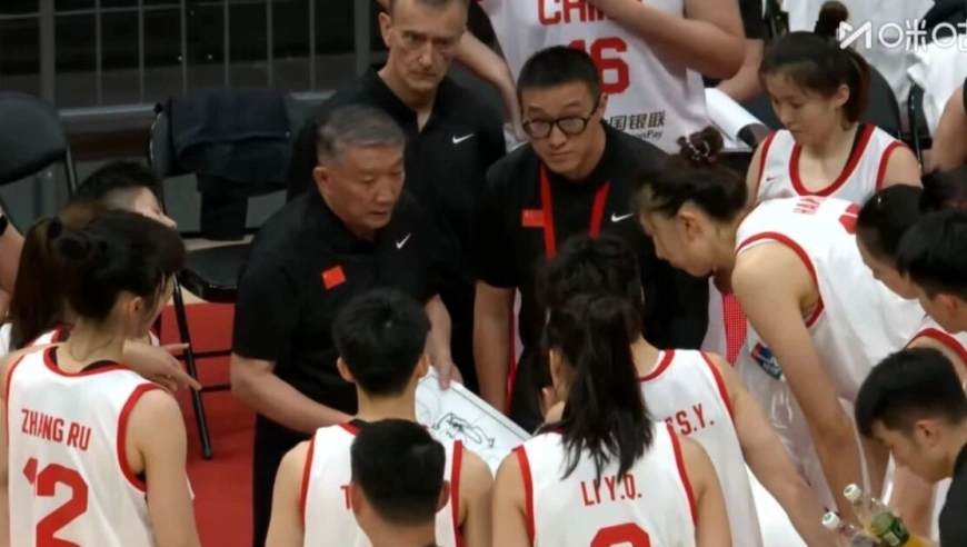 中国女篮5分险胜，全场20次失误，韩旭23+5杨舒予12+8，张子宇9+6