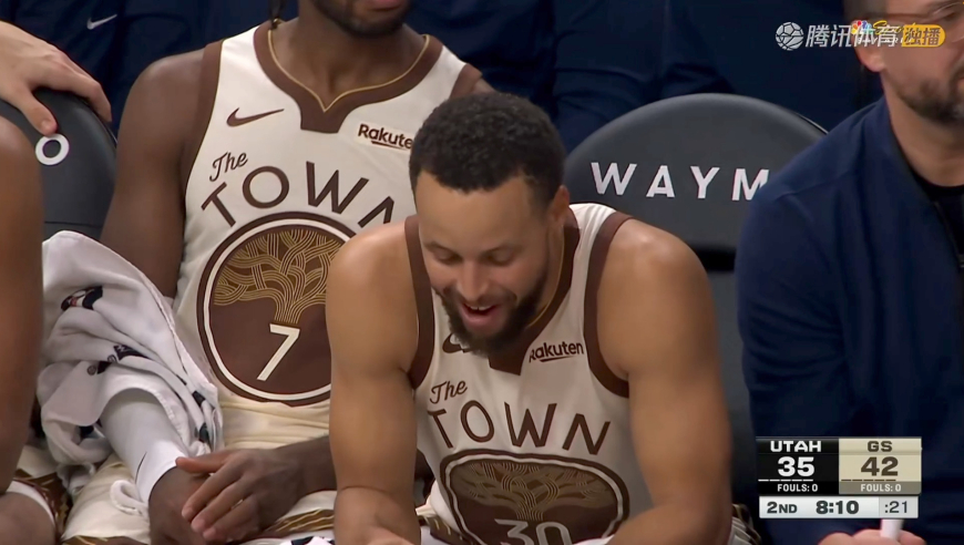 勇士狂轰24-3攻击波回顾：巴特勒率队打出攻势 库里三分终于开火