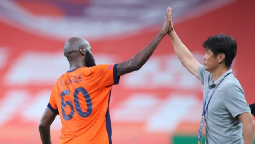 人格魅力！李霄鹏驯服“刺头”外援，对方感恩：我对您无比尊敬