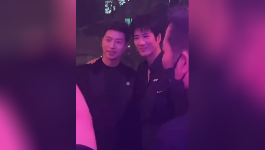 马龙和王力宏梦幻联动合影