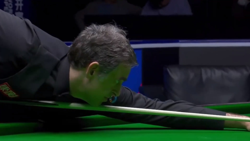 用时5分钟光速破百！奥沙利文再轰单杆102分，6-6追平比分！