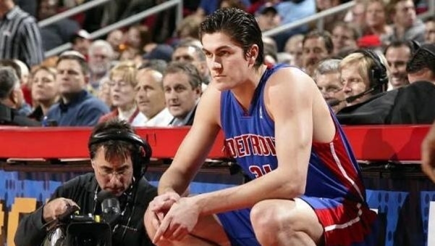 18岁拿冠军，仅次于老詹的天才，却成水货代名词，27岁淡出NBA！