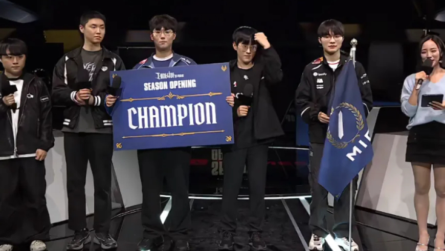 尺帝的寸头成LCK福星，人人都想摸下他的头，Faker都忍不住盯着看