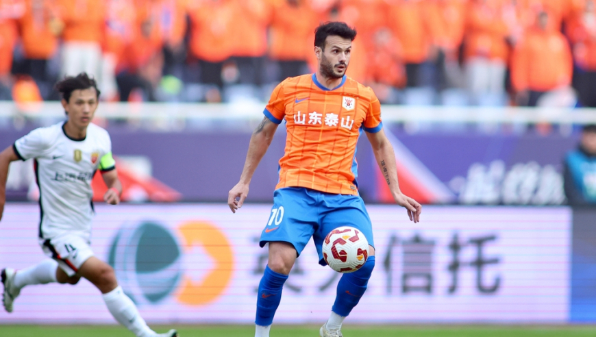 搅局争冠！泰山3-1高燃逆转终结海港4连胜：瓦科两度惊艳破门