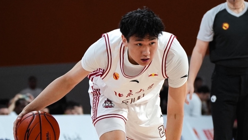 竞者 | 4个月狂揽4个MVP，他从北大退学，要成为下一个4字外援