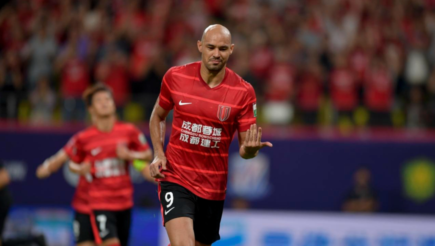 终结13轮不败！海港1-4遭成都双杀：费利佩双响古尔芬克尔造3球