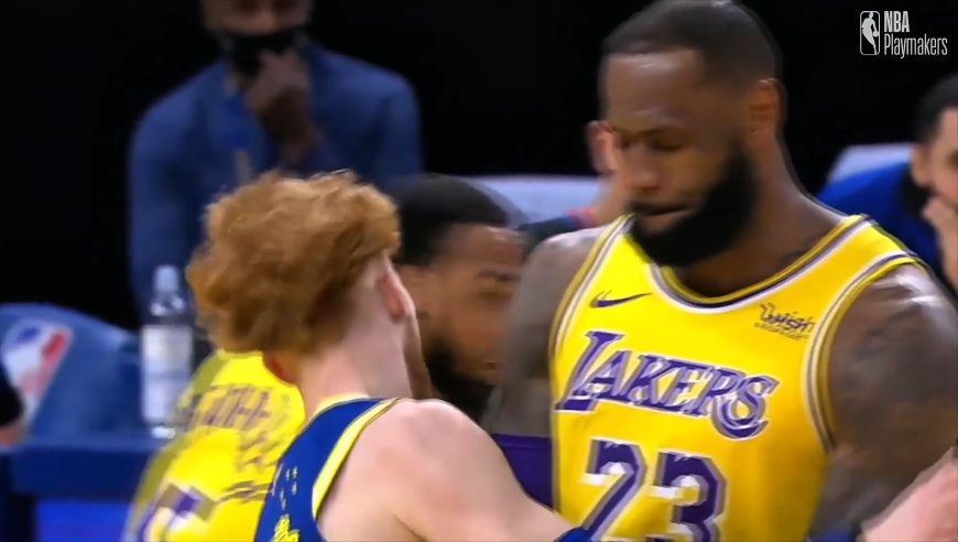 这太吓人了！盘点NBA赛场上的恐怖时刻 你这是打球还是玩命啊？