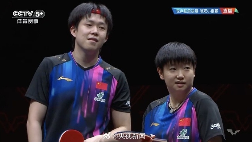 笑喷！林诗栋赛点调侃：直接打吧反正追不回来了！王楚钦爆笑：直播呢！