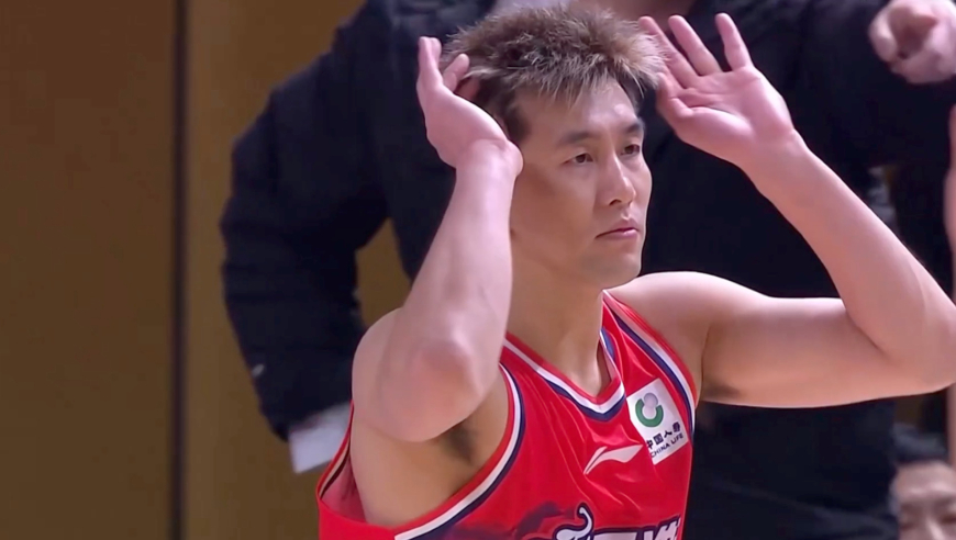 郭艾伦复出首秀16+4完整回顾 末节最后时刻违体加时率队一波流