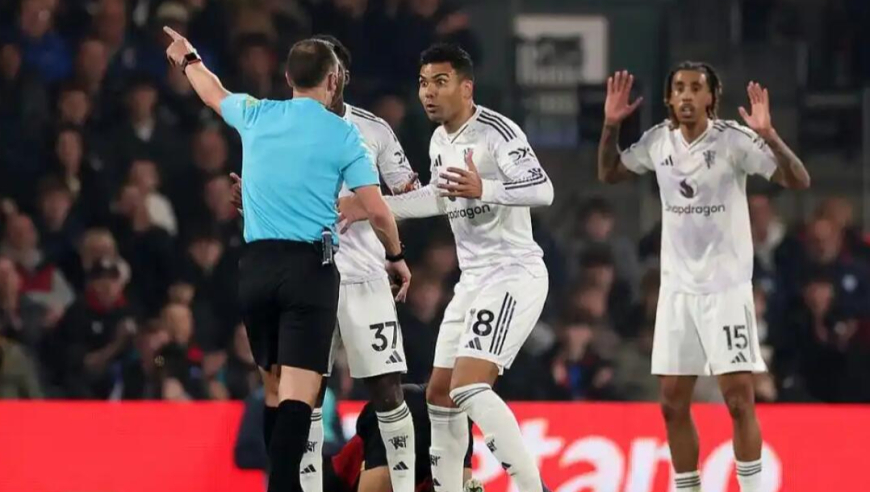 欧冠-十人曼联2-2伯恩茅斯，马奎尔送红点，阿玛德倒地未获点引争议