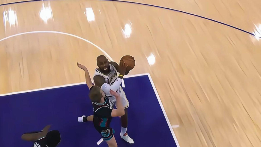 绝境勒布朗！灰熊轰16-3攻击波 詹姆斯突破+罚球助湖人稳住局势