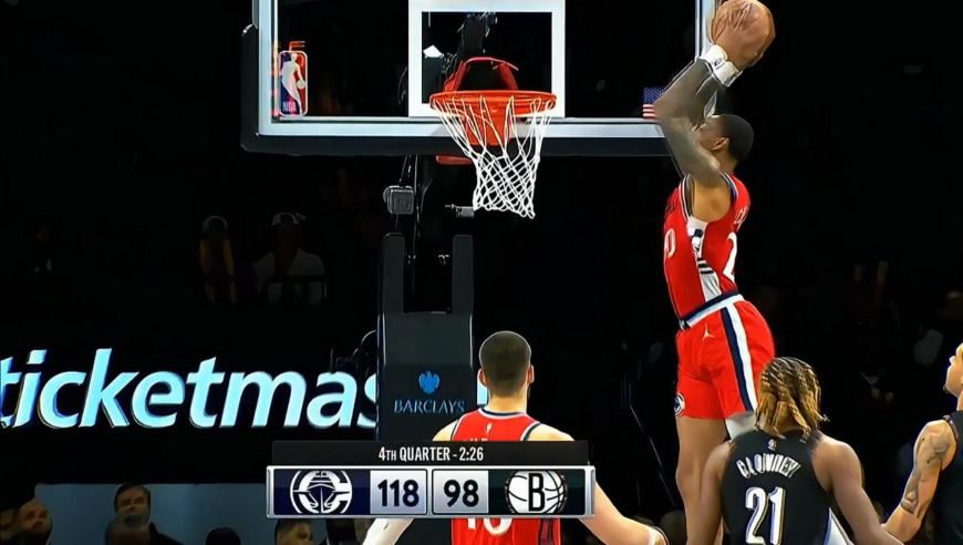 快船篮网末节决战时刻：篮网连中三分反扑 科林斯三分+空接终结悬念