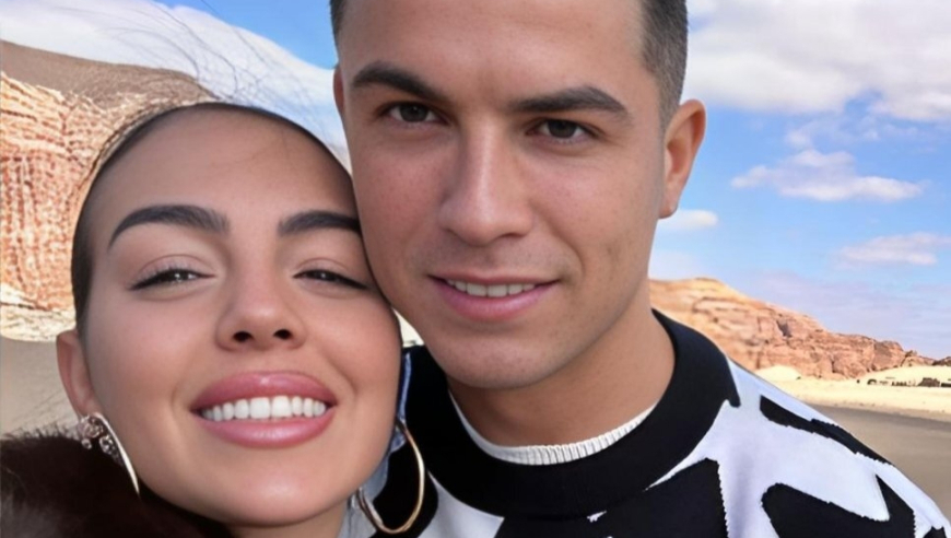 爱意满满！C罗与乔治娜一起出席白宫晚宴，两人深情对视引爆全网