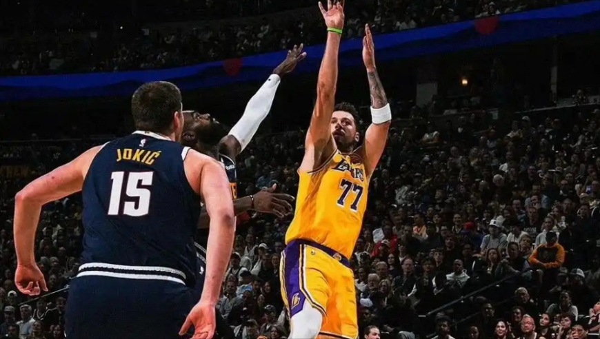 28+12+13+9！约基奇准四双，湖人无缘四连胜，艾顿仅打4分钟伤退