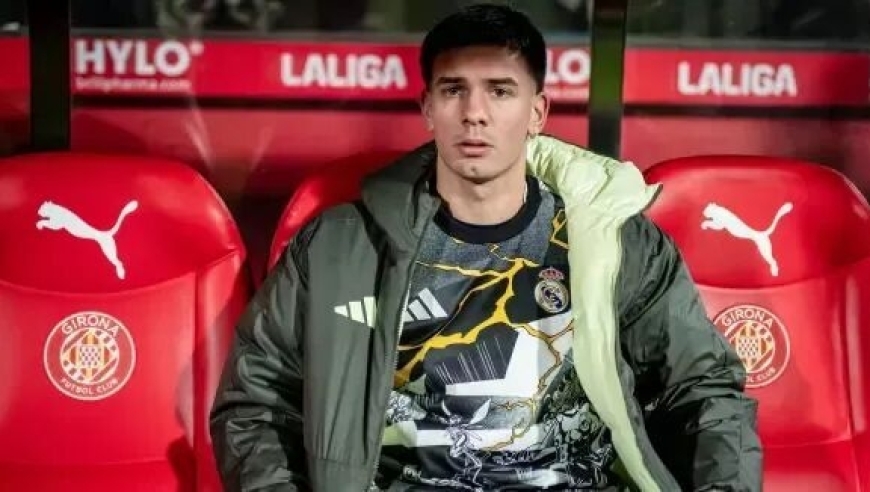 从主力沦为铁板凳！皇马18岁新援拒绝外租 恐无缘世界杯