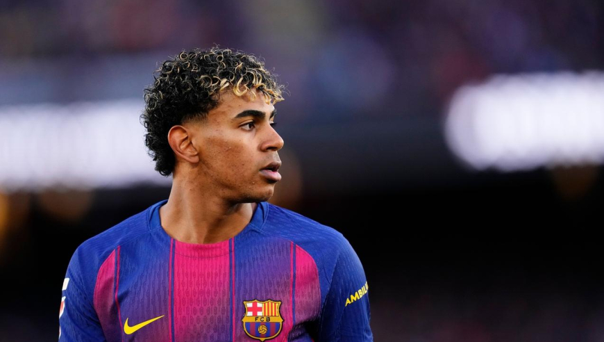 天赋拉满！慢镜看亚马尔死角世界波石破天惊，对手全员呆立目送