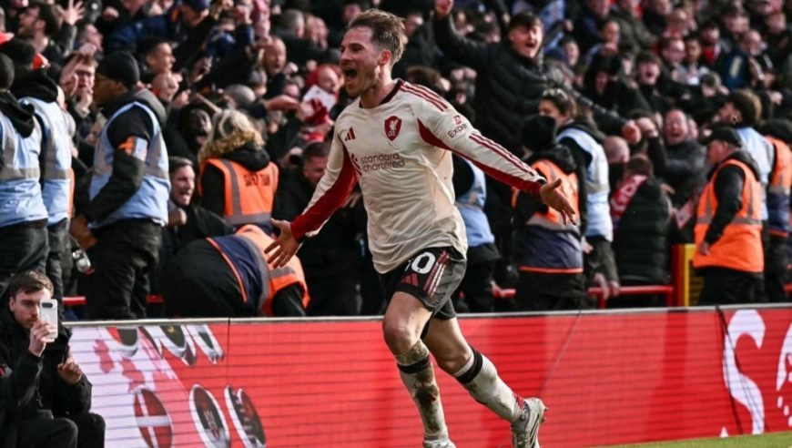 英超神剧情！麦卡89分钟进球被吹 补时致命一击 利物浦读秒绝杀