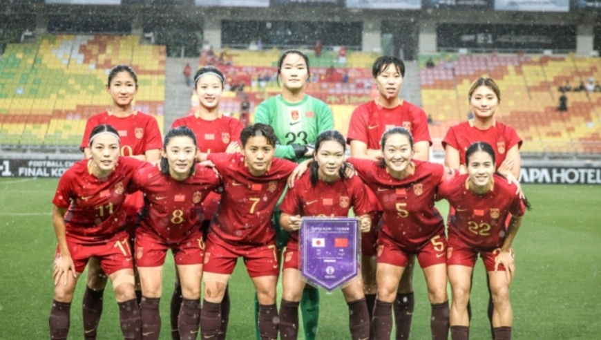 中国女足0-8后不换帅！名记怒斥：男足0-7日本故事重演 领导怕担责