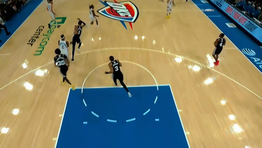 听说你是MVP？亚历山大被文班亚马防到打铁 随后上头犯规送两罚