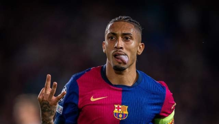 巨大争议！巴萨队长无缘最佳11人：38球24助+3冠 妻子炮轰