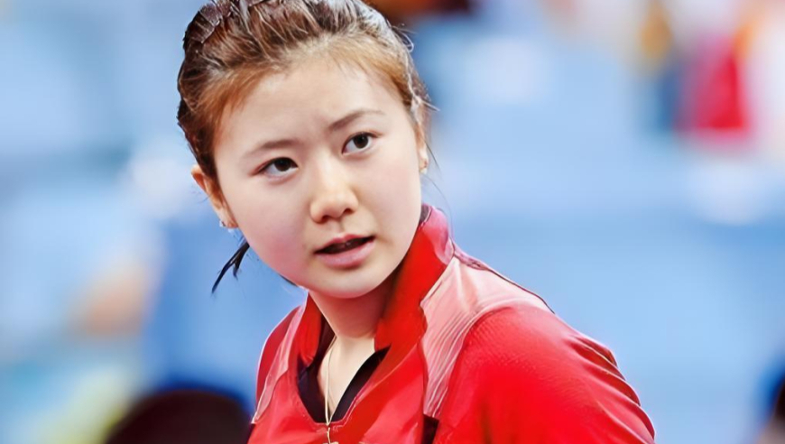 体坛记忆｜福原爱遇四代大魔王挨个出现，无缝衔接，横跨了她整个运动生涯