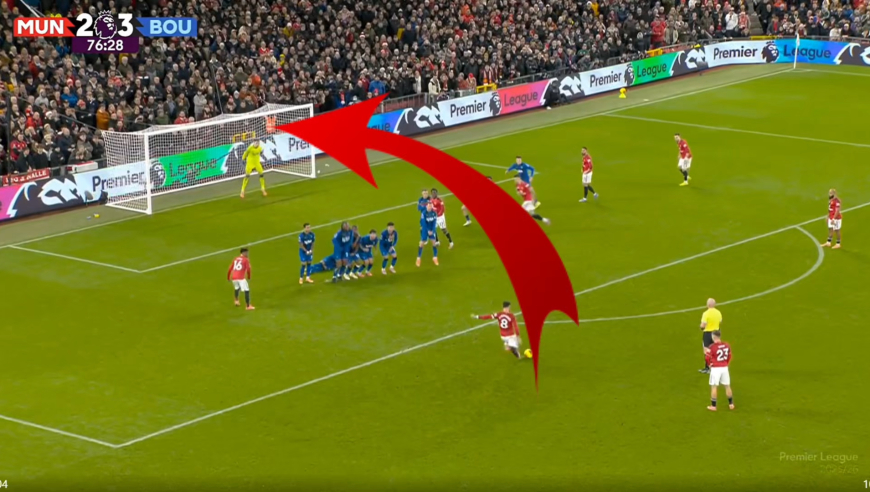 脚法太惊艳！多角度看B费神级圆月弯刀破门，四两拨千斤绕过人墙