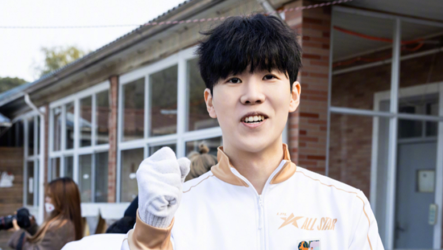 Theshy直播回应是否回归，答案让粉丝期待，顺便曝光了JKL回归时间