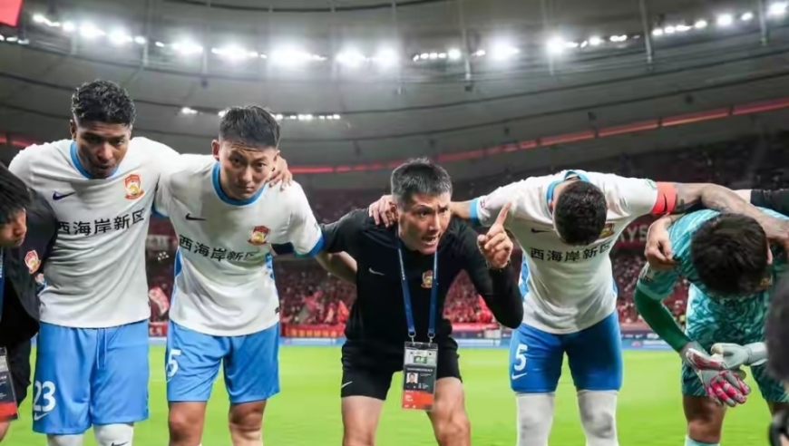 邵佳一有魄力，伊万和扬科维奇都看不上之人，邵佳一一上任就把他招入麾下