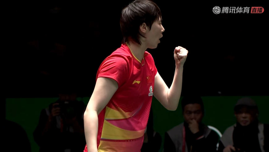 实力碾压！王曼昱轻松打停张本美和 后者完全被打懵满脸无奈