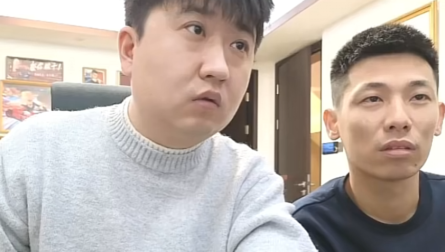 旭旭宝宝传媒再添猛将，主播情绪崩溃，无奈退场