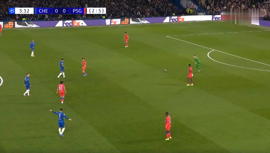 太刺激！慢镜还原大巴黎连轰3粒神仙球秒杀切尔西，全队沸腾！