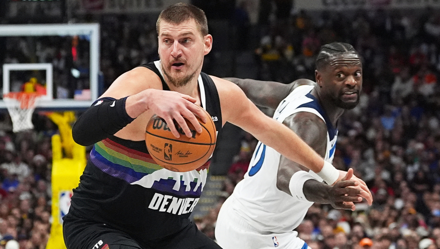 掘金三杀森林狼！约基奇56+16+15 穆雷35分华子44分遭驱逐