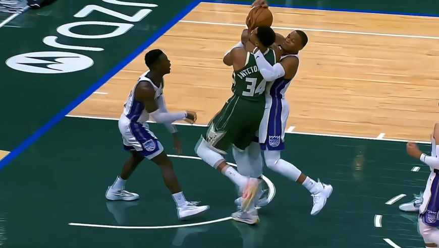 你别想2+1！威少退防熊抱式犯规字母哥 双方险些爆发集体冲突